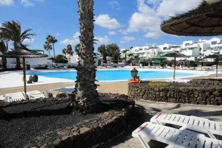 Bonito Apartamento Reformado En Las Coronas Costa Teguise Exterior foto